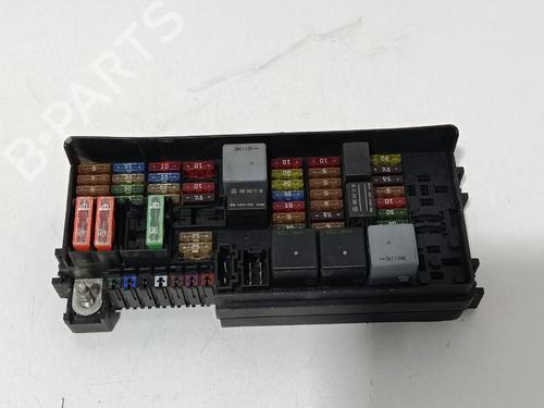 Used Fuse box Fuse box 38892592 38892592