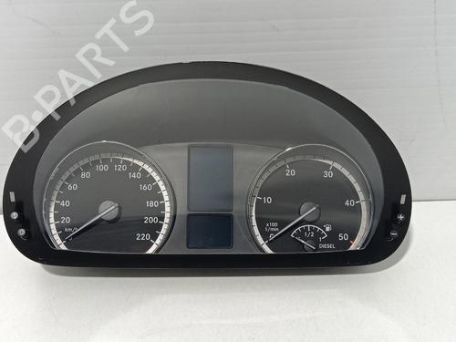 instrument-cluster-mercedes-benz-viano-w639-2003-38892637 main image
