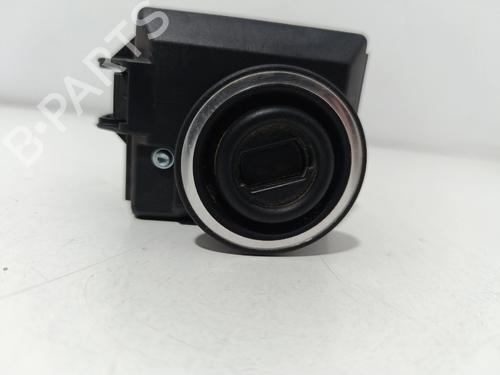 switch-mercedes-benz-c-class-t-model-s204-2007-2008-2009-2010-2011-2012-2013-2014-38892797 main image