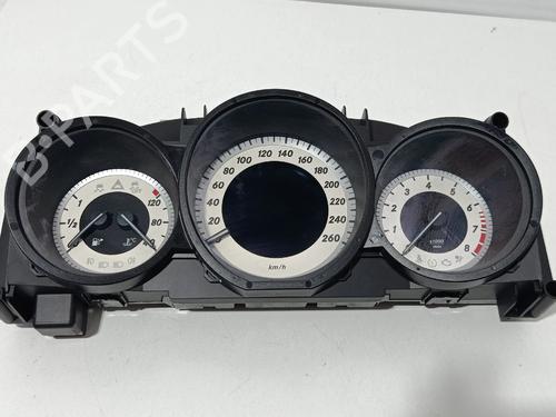 instrument-cluster-mercedes-benz-cls-c218-2011-2012-2013-2014-2015-2016-2017-38893291 main image