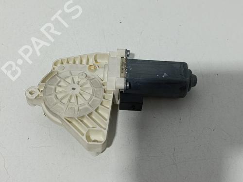 Used Right front window motor Right front window motor MERCEDES-BENZ B-CLASS Sports Tourer (W245) B 170 (245.232) (116 hp) 38893476 38893476