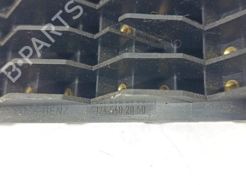 Fuse box MERCEDES-BENZ E-CLASS (W124) E 200 D (124.120) | BP38893504E1 - Image 5
