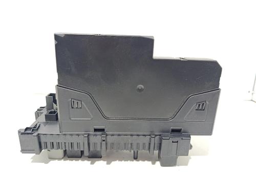 Used Fuse box Fuse box 38893720 38893720