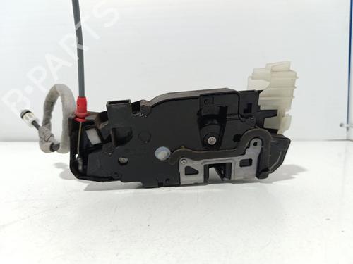 rear-right-lock-mercedes-benz-a-class-w177-2018-38893820 main image