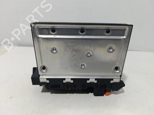 Used Fuse box Fuse box 38894231 38894231