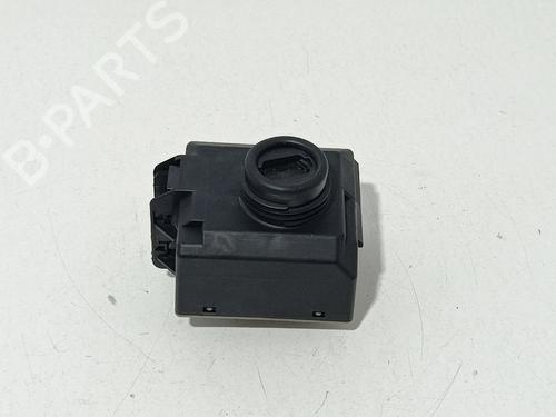 switch-mercedes-benz-e-class-t-model-s212-2009-2010-2011-2012-2013-2014-2015-2016-38894260 main image