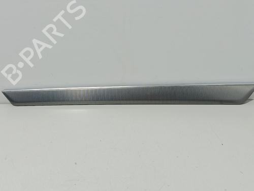 Dørliste Dørliste MERCEDES-BENZ E-CLASS T-Model (S212) E 300 Hybrid / BlueTEC Hybrid (212.298) (204 hp) 38894294 38894294