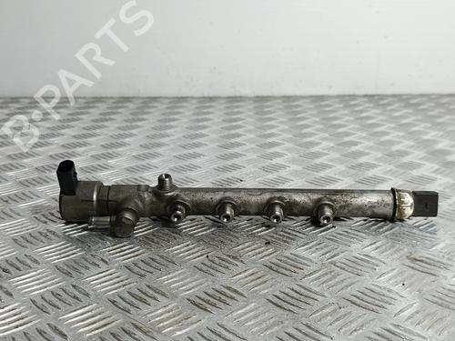 Used Injection rail Injection rail 38894571 38894571