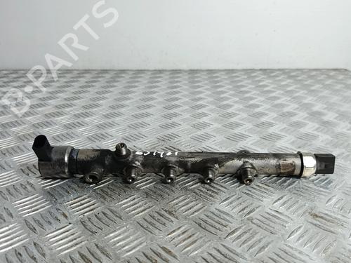 Used Injection rail Injection rail 38894567 38894567