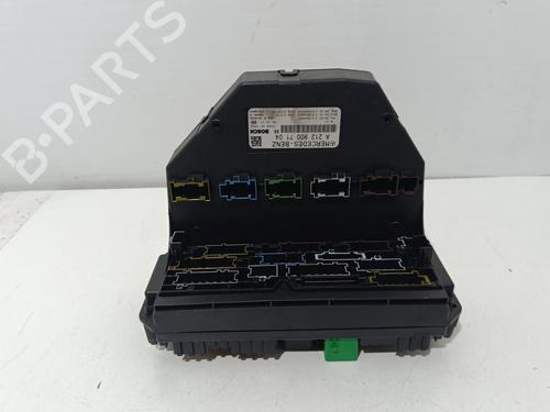 Used Fuse box Fuse box 38894984 38894984