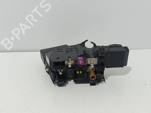 Used Fuse box Fuse box 38895034 38895034