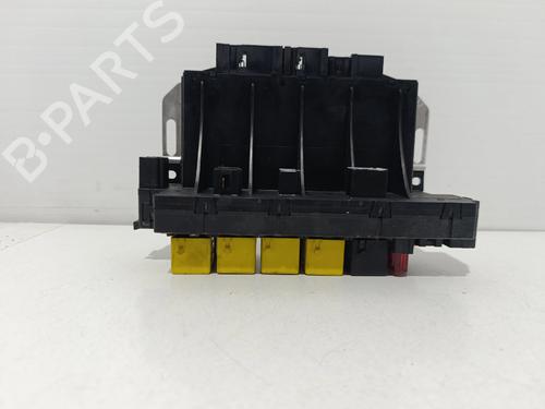 Used Fuse box Fuse box 38895304 38895304