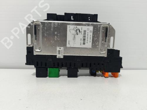 Used Fuse box Fuse box MERCEDES-BENZ S-CLASS Coupe (C215) CL 500 (215.375) (306 hp) 38895357 38895357