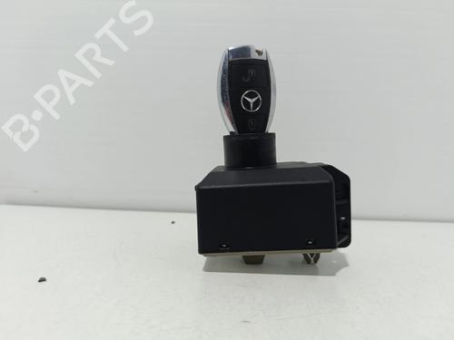 switch-mercedes-benz-a-class-w176-2012-2013-2014-2015-2016-2017-2018-38895433 main image