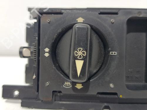 Climate control MERCEDES-BENZ E-CLASS (W124) E 200 (124.019) | BP38895550I5 - Image 5