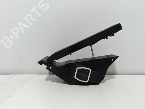 pedal-mercedes-benz-e-class-t-model-s212-2009-2010-2011-2012-2013-2014-2015-2016-38895775 main image