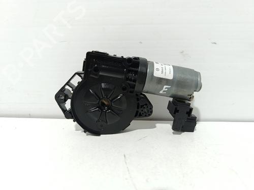 sunroof-engine-mercedes-benz-a-class-w176-2012-2013-2014-2015-2016-2017-2018-39069362 main image
