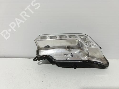 Used Left daytime light Left daytime light 39104428 39104428