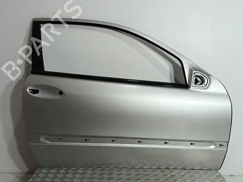 Used Right front door Right front door 39449948 39449948