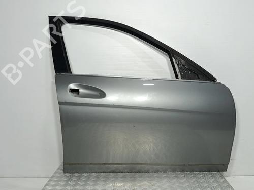 Used Right front door Right front door 39477639 39477639