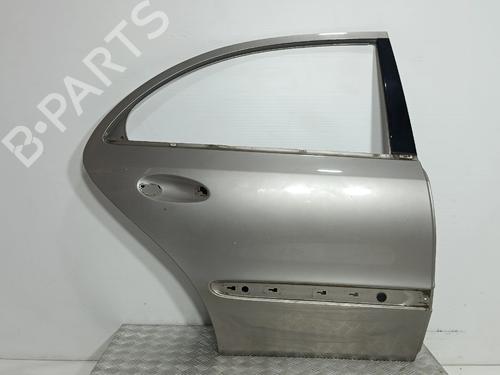 Dør højre bagtil Dør højre bagtil 39508555 39508555