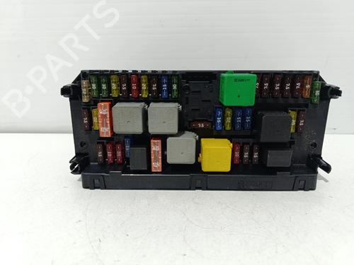 Used Fuse box Fuse box MERCEDES-BENZ C-CLASS (W204) C 200 CDI (204.001) (136 hp) 39566857 39566857