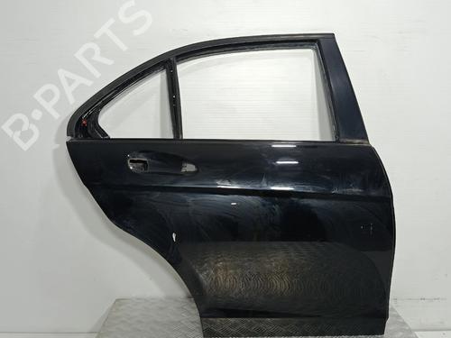 Dør højre bagtil Dør højre bagtil MERCEDES-BENZ C-CLASS (W204) C 180 CDI (204.000) (120 hp) 39891346 39891346