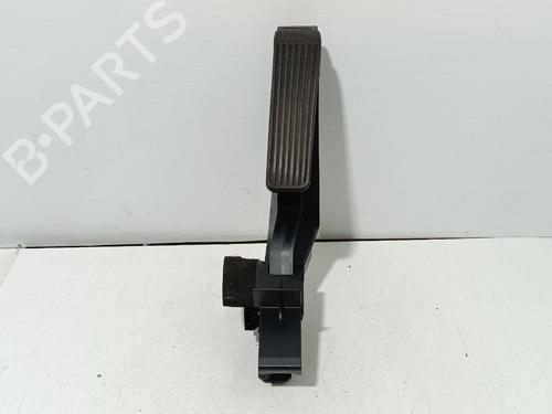 pedal-mercedes-benz-c-class-w203-2000-2001-2002-2003-2004-2005-2006-2007-40043200 main image