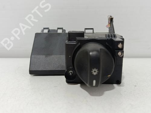 Used Headlight switch Headlight switch MERCEDES-BENZ E-CLASS (W210) E 220 CDI (210.006) (125 hp) 40020232 40020232