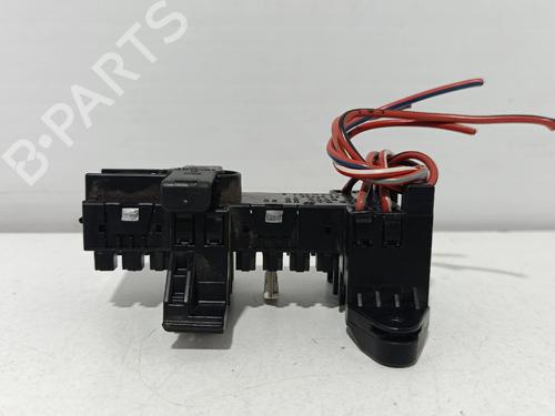fuse-box-mercedes-benz-c-class-w203-2000-2001-2002-2003-2004-2005-2006-2007-40085000 main image