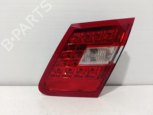 right-tailgate-light-mercedes-benz-e-class-w212-2009-2010-2011-2012-2013-2014-2015-2016-40084985 main image
