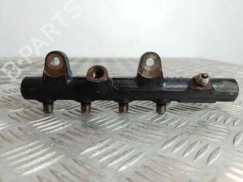 Used Injection rail Injection rail MERCEDES-BENZ A-CLASS (W176) A 180 CDI / d (176.012) (109 hp) 40256467 40256467