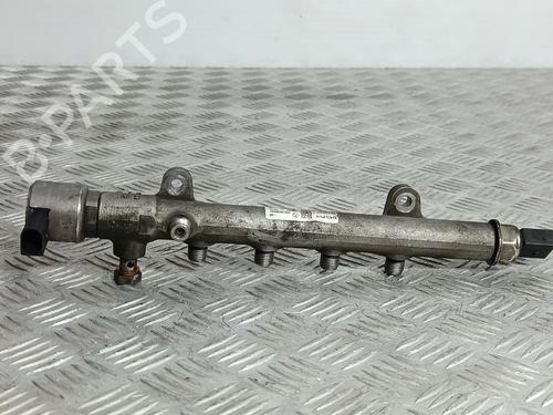 injection-rail-mercedes-benz-a-class-w176-2012-2013-2014-2015-2016-2017-2018-40238896 main image