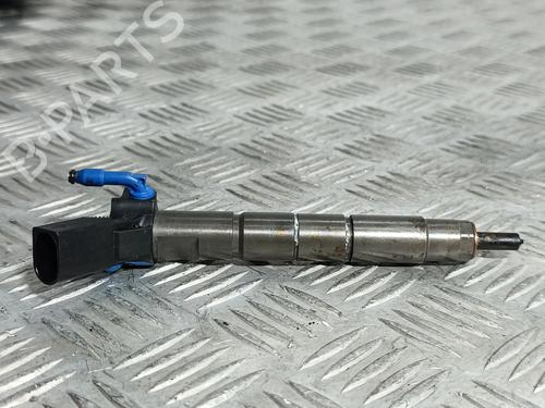 Used Injector Injector MERCEDES-BENZ C-CLASS (W205) C 300 de (205.013) (306 hp) 40265005 40265005
