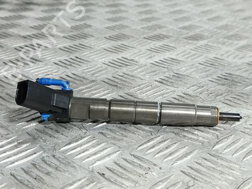 Used Injector Injector MERCEDES-BENZ C-CLASS (W205) C 300 de (205.013) (306 hp) 40265007 40265007