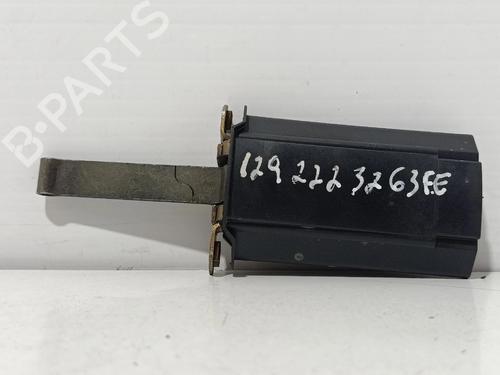 Used Hinge/Door check strap Hinge/Door check strap MERCEDES-BENZ SL (R129) 320 (129.063) (231 hp) 40222388 40222388