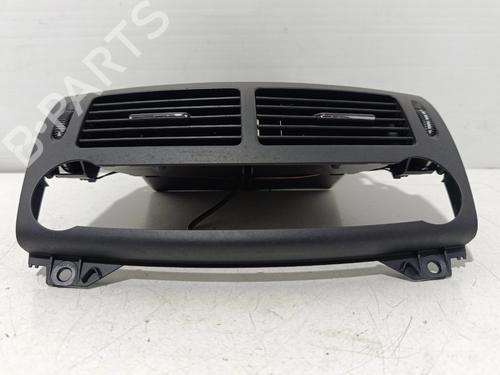 air-vent-mercedes-benz-e-class-t-model-s211-2003-2004-2005-2006-2007-2008-2009-40197444 main image