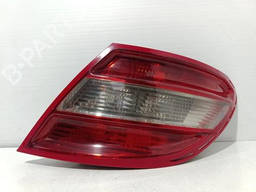 right-taillight-mercedes-benz-c-class-w204-2007-2008-2009-2010-2011-2012-2013-2014-2015-40357364 main image