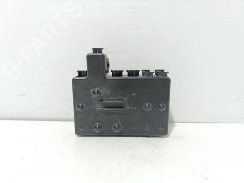Used Fuse box Fuse box MERCEDES-BENZ SPRINTER 5-t Platform/Chassis (B907) 519 CDI (907.153, 907.155, 907.253, 907.255) (190 hp) 40357368 40357368