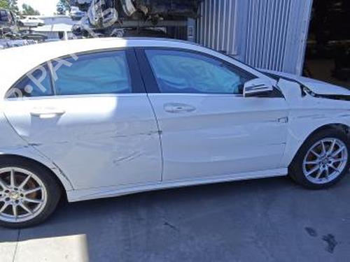 Fuse box MERCEDES-BENZ A-CLASS (W176) A 180 (176.042) | BP38881748E1 - Image 3