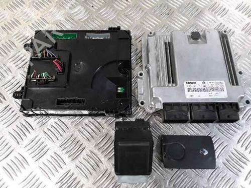 Used Engine control unit (ECU) RENAULT LAGUNA III (BT0/1) 2.0 dCi (BT07, BT0J, BT14, BT1A, BT1S) (131 hp) 25194628