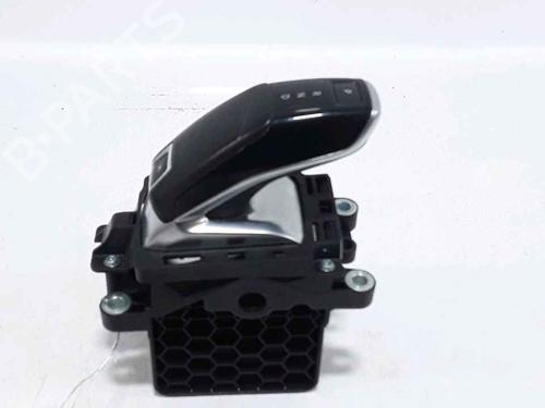 Used Gear lever PEUGEOT 3008 II SUV (MC_, MR_, MJ_, M4_) 1.6 THP 165 (M45GYW, M45GZW, M45GYV) (165 hp) 25183660