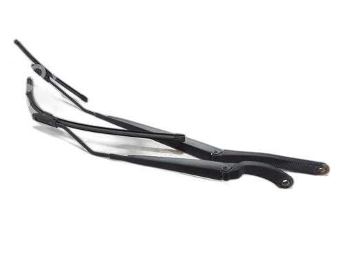 front-windshield-wiper-arm-renault-clio-iv-bh_-2012-2013-2014-2015-2016-2017-2018-2019-2020-2021-30265050 main image