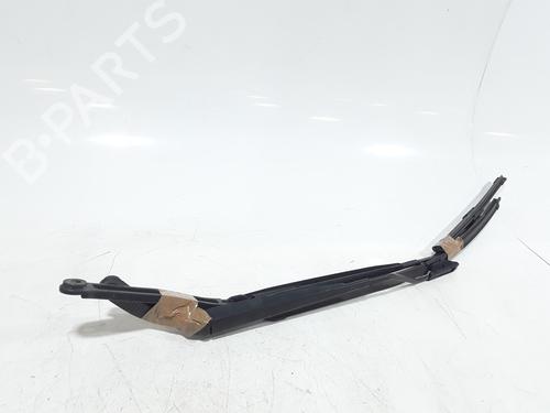 Front windshield wiper arm RENAULT CLIO IV (BH_) 1.5 dCi 90 | BP25202826C143
