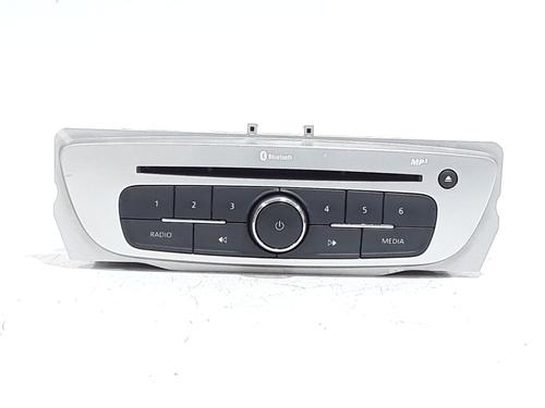 radio-renault-megane-iii-hatchback-bz01_-b3_-2008-36169041 main image