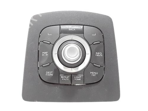 Used Switch RENAULT SCÉNIC III (JZ0/1_) 1.9 dCi (JZ0J, JZ1J, JZ1K, JZ1S) (131 hp) 26458281