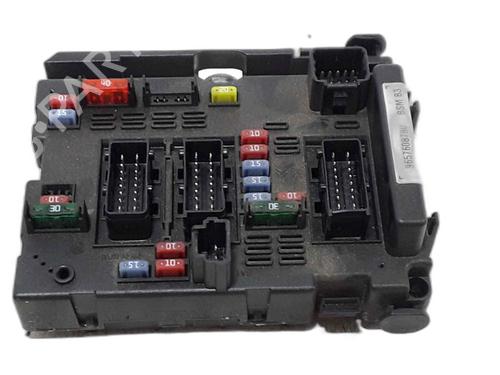 Used Fuse box PEUGEOT 206+ (2L_, 2M_) 1.4 i (73 hp) 25178665