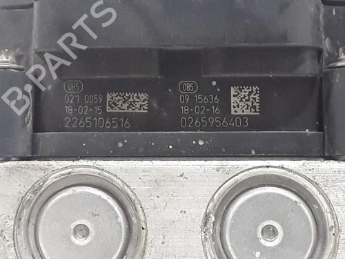 ABS pump RENAULT TWINGO III (BCM_, BCA_) 1.0 SCe 70 | BP37728902M43 - Image 3