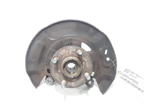 Used Left front steering knuckle TOYOTA YARIS (_P13_) 1.0 (KSP130_, KSP130) (69 hp) 25196047