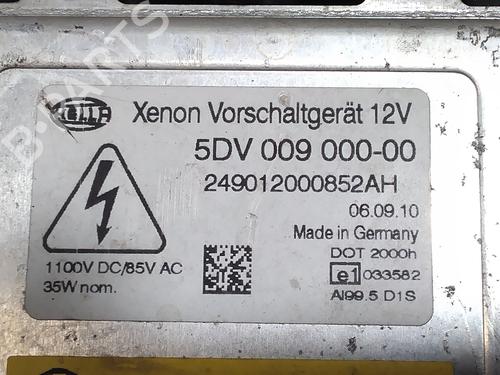 Left headlight VW GOLF PLUS V (5M1, 521) 2.0 TDI 16V | BP29879218C28